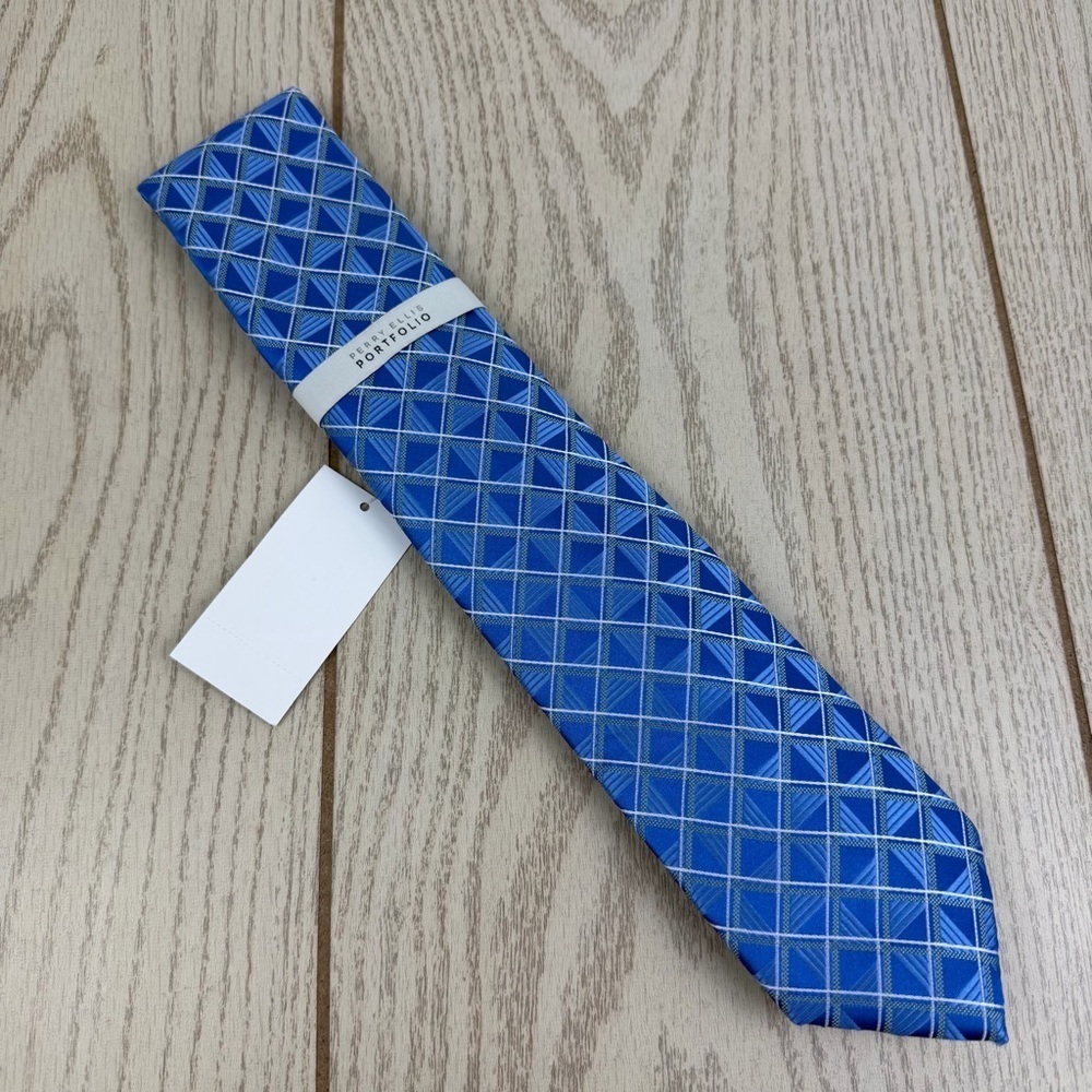 756 Perry Ellis Portfolio Men's Tie Karmen Grid 400 Blue $55 Polyester